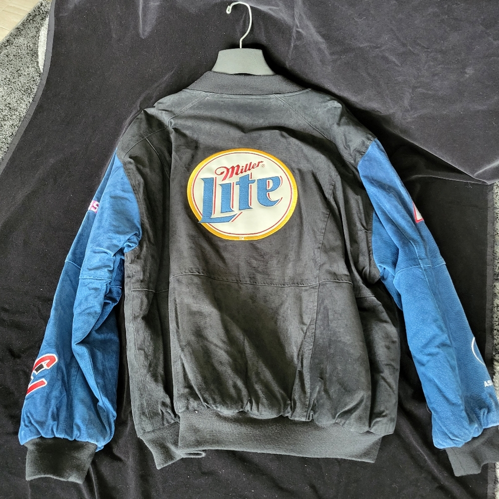 Jacket - Picture 2 of 7